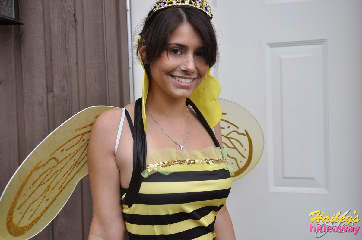 haileyshideaway-queenbee-003